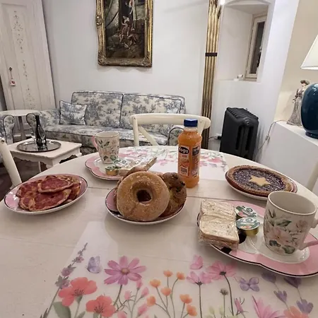 Apartment Chic&dreams In Monti *